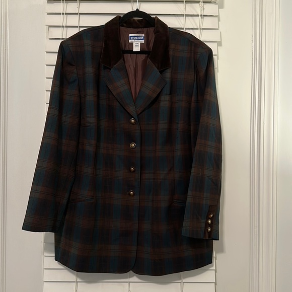Pendleton Jackets & Blazers - Vintage Pendleton plus 100% wool plaid jacket with velvet trims size 22W